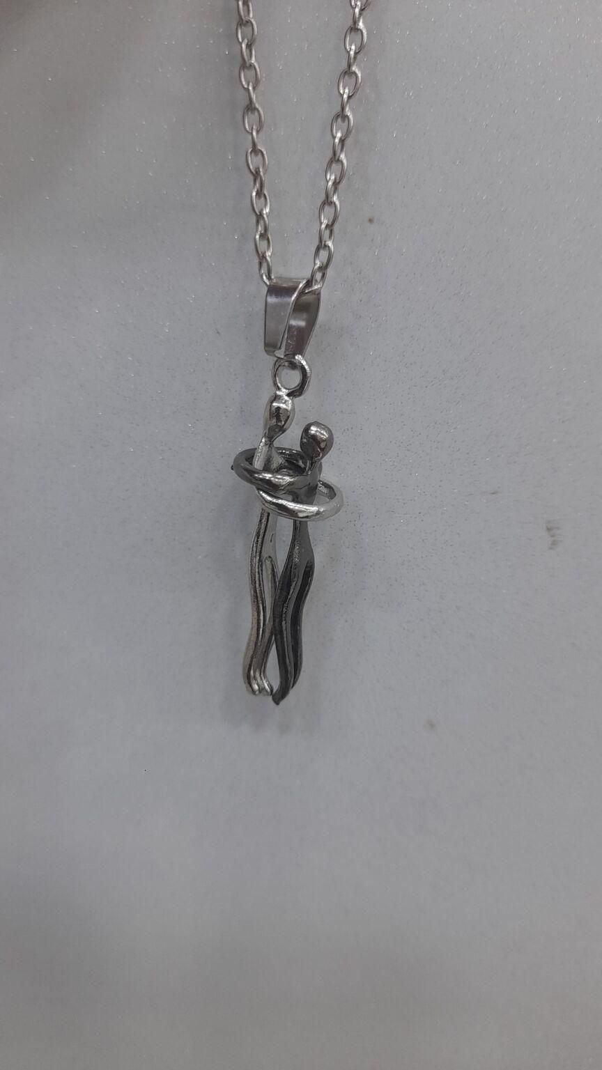 Cozynest™ Hug-Inspired Couple Pendant – Silver & Black Bonded Chain Set 💑🖤