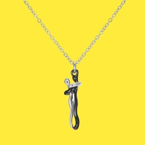 Cozynest™ Hug-Inspired Couple Pendant – Silver & Black Bonded Chain Set 💑🖤